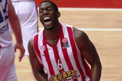 Πέρασαν από... κόσκινο τον Ντάνστον! (photos)