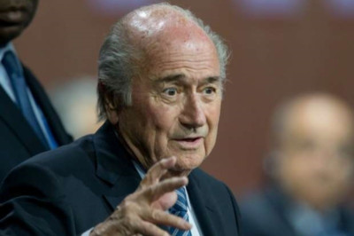 Μπλάτερ: Δεν έχει υποβάλει ακόμη παραίτηση, σκέφτεται παραμονή!