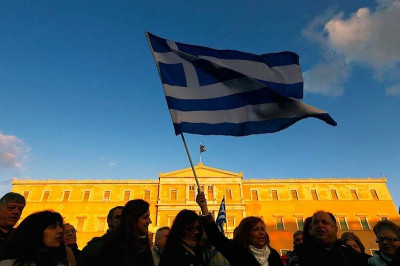 Στο «ζω σαν δούλος αλλά φοβάμαι το χειρότερο» σταματώ στο «ζω σαν δούλος»