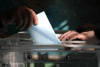 Live Blog - Chat: Ραγδαίες εξελίξεις - Δημοψήφισμα στην Αθήνα - Eurogroup στις Βρυξέλλες