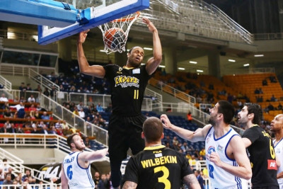 Υπογράφει ο Χέρστον!