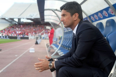 Λουτσέσκου: «Έχω δεχτεί τηλεφωνήματα στον πάγκο»