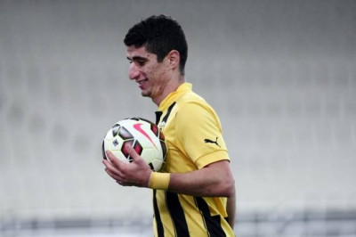 Πώς ο Μάνταλος κράτησε τον Πεταυράκη στην ΑΕΚ