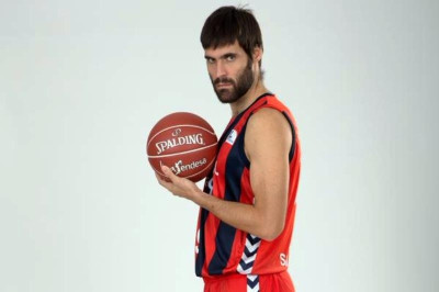 «Βόμβα» με Σαν Εμετέριο