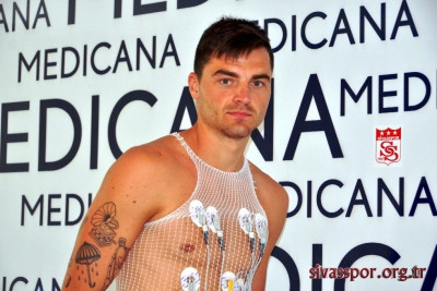 Πέρασε και ιατρικά ο Σέτκους