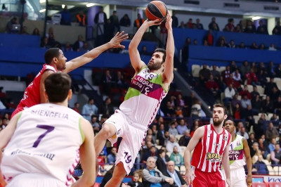 Στη Βαλένθια ο Σαν Εμετέριο!