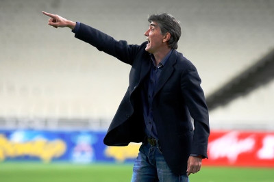 Λάρισα: Προσπάθεια για Ντόστανιτς