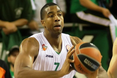 Ελεύθερος ο Χέντριξ!