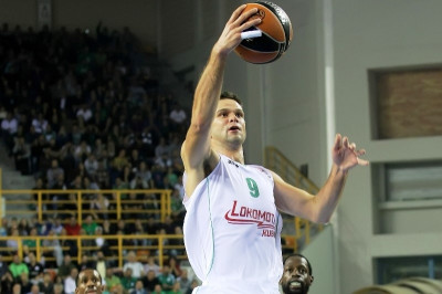 «Πράσινος» ο Καλνιέτις!