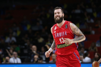 Ραντούλιτσα: «Περήφανος που θα παίξω στον Παναθηναϊκό» (tweet)