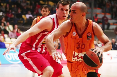 Διπλό «μπαμ» από Μπαρτσελόνα