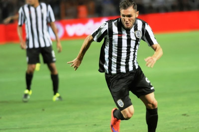 Καμία συμφωνία για Λούκας