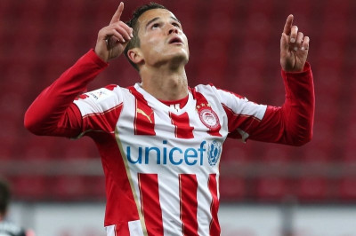 Στόουκ: Μία… ανάσα από Αφελάι!