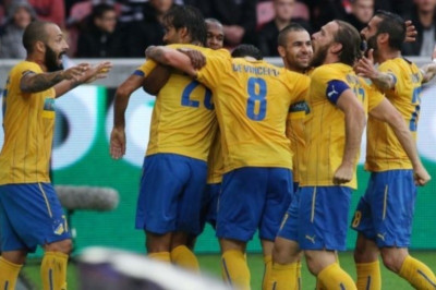 Προελαύνει ο ΑΠΟΕΛ!