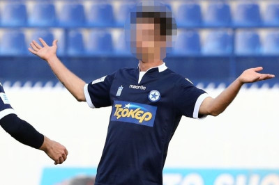 Βαράνε το κεφάλι τους στον τοίχο μ’ αυτόν τον παιχταρά!