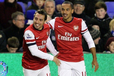 Άρσεναλ: Ανανέωσαν Γουόλκοτ και Καθόρλα