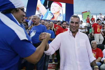 Τα συγχαρητήρια του… Θεού! (photo)