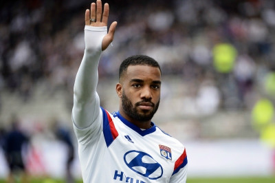 Λιόν: Φεύγει ο Λακαζέτ!