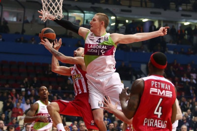 Παίρνει Άιβερσον!