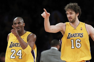 Γκασόλ καλεί Κόμπι!!!