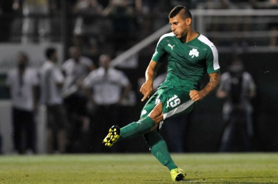 Χετάφε για Καρέλη