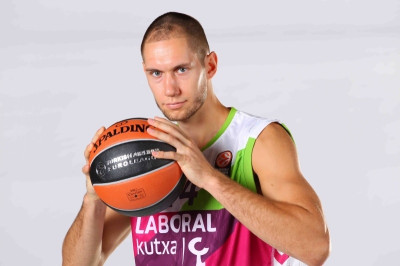 Γαλλία: Αποχώρησε ο Τίλιε