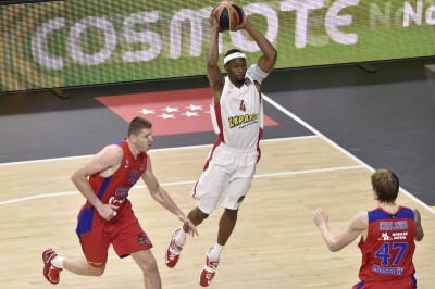 Καρφώνει και «καρφώνει» ο Πέτγουεϊ (video)