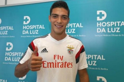 Στη Μπενφίκα ο Χιμένες