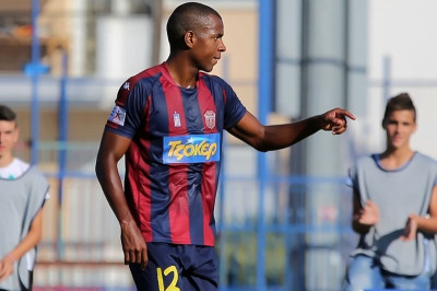 «Ολυμπιακός και Παναθηναϊκός για Ντουμίτρου»