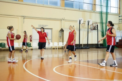 Ολυμπιακός: «Ποδαρικό» για το μπάσκετ γυναικών! (photos)