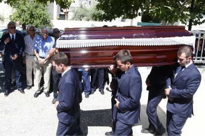 Το τελευταίο αντίο στον Γιάννη Ξενάκη (photos)