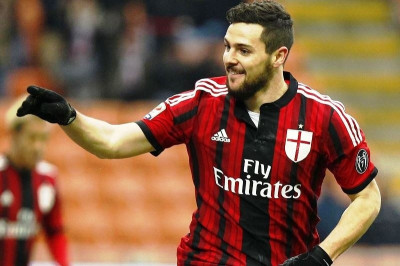 Ανακοίνωσε Ντέστρο η Μπολόνια