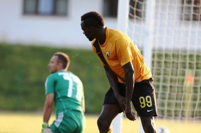 «Βρες επιθετικό και ξεμπέρδευε με τον Κρισάντους»!