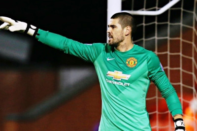 Θέλει βόμβα με Βαλντές!