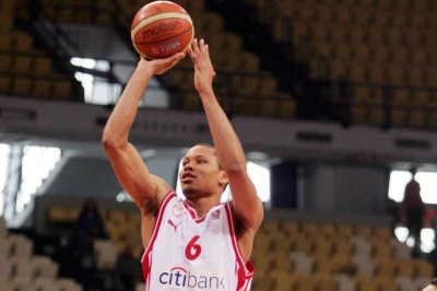 «Ιταλός» ο Άκερ