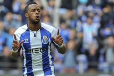 «Περιμένει Ολυμπιακό ο Ερνάνι»