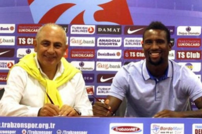 Πήρε Ντάγκλας η Τραμπζονσπόρ