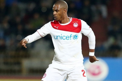 Ανόρθωση: Τα τυπικά για Πελέ!