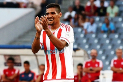 Τέλος ο Χάρα!