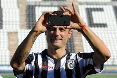 Έπαθε πλάκα ο Μπερμπάτοφ: «Δεν το άξιζα όλο αυτό, θα δώσω τα πάντα»! (video)