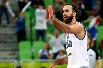 Ευρωμπάσκετ 2015: Σοκ με Ντατόμε