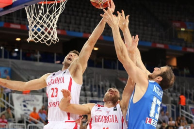 Κάτι έκαναν κι οι Γεωργιανοί… (videos)