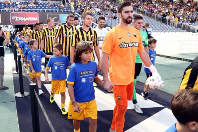 Ράκος κιτρινόμαυρος άσος μετά το παιχνίδι με τον ΠΑΣ