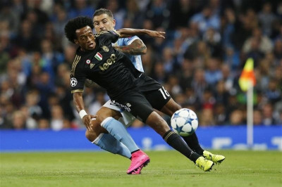 Πάσα από άλλον πλανήτη! (video)