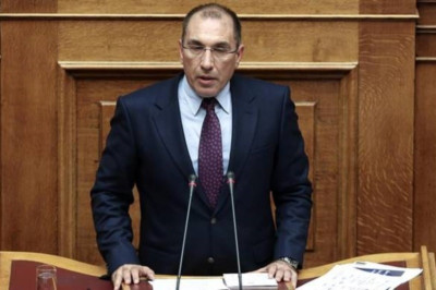 Παραιτήθηκε ο υφυπουργός Υποδομών Δ. Καμμένος