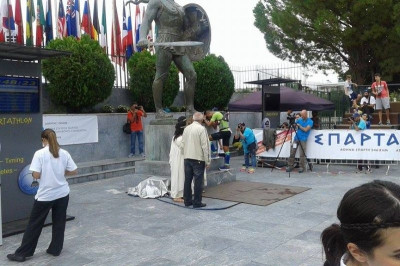 Συγκίνηση στο Σπάρταθλον (videos)