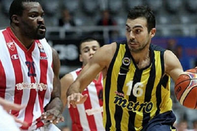 Ο Σλούκας νίκησε τον «Σόφο»! (video)