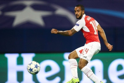 Άρσεναλ-Ολυμπιακός: Το γκολ του Γουόλκοτ (video)