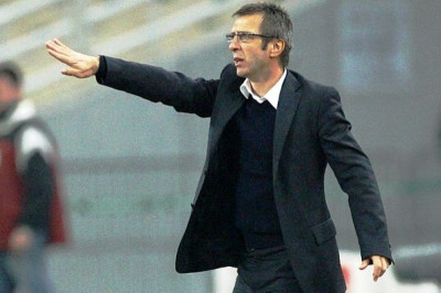 Κλείνει ο Νιόπλιας!