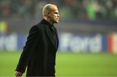 Ελλάδα: «Πόρτα» και από Σάαφ